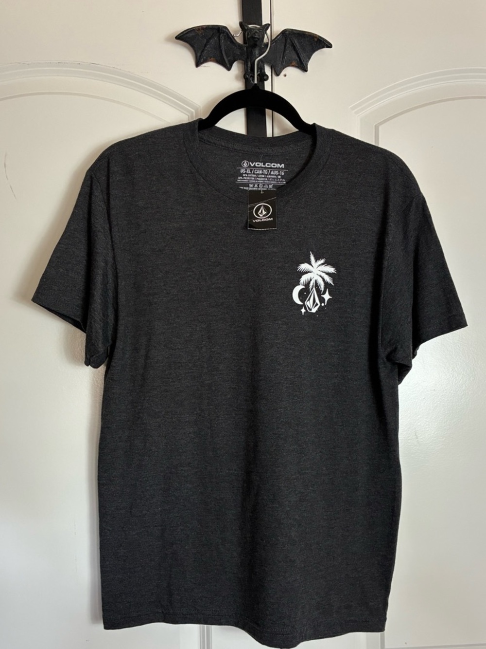 Volcom Black Short-Sleeve Tee with White Skill Palm Logo Junior XL NWT